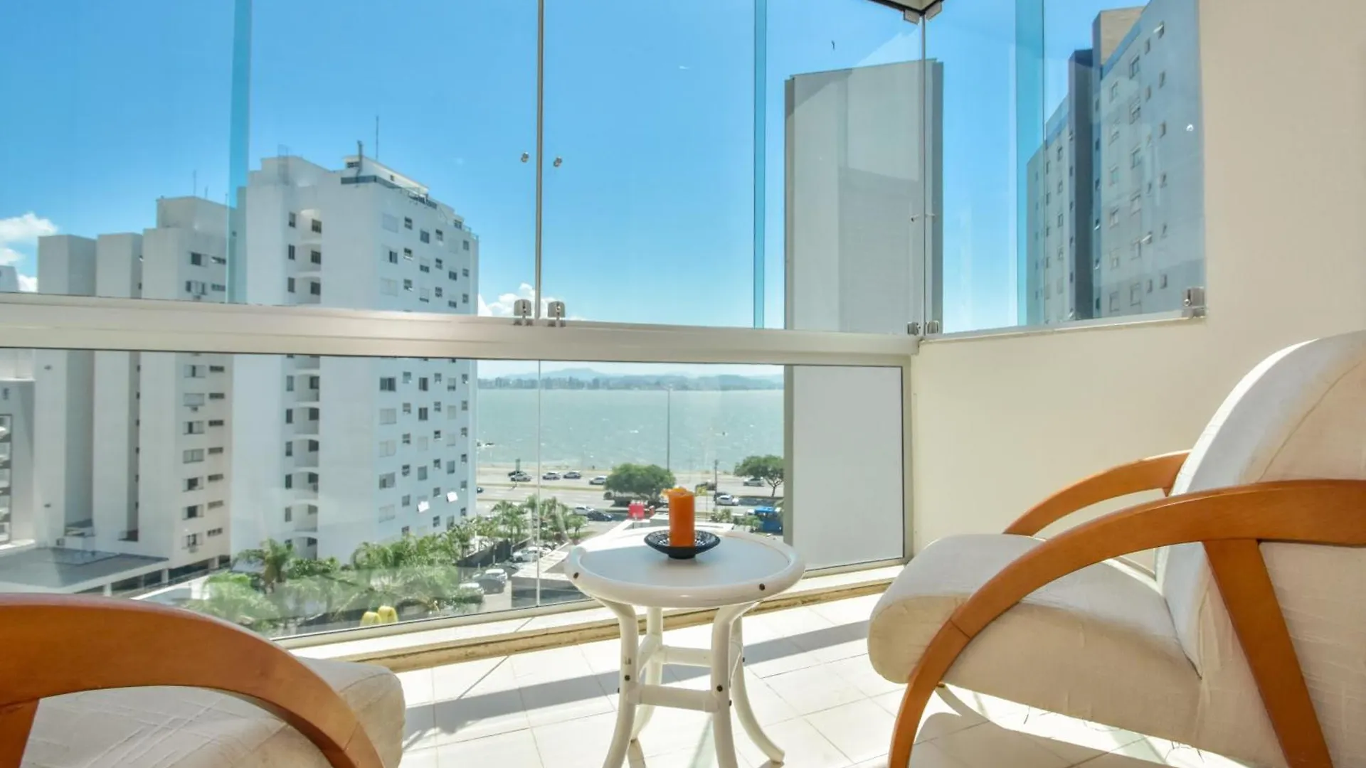 דירה Florianópolis Apto Bem Localizado, Vista P/ Beiramar Norte N1265